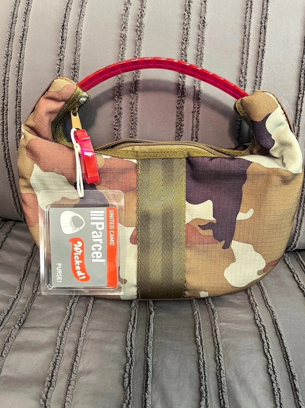 LOOP NYC Parcel United Camo Shoulder Bag with Pink jelly handle NWT Y2K vintage